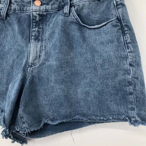 Universal Threads Universal Thread Size 12/31 Vintage Wash Midi Cut Offs Jean Shorts Stretch