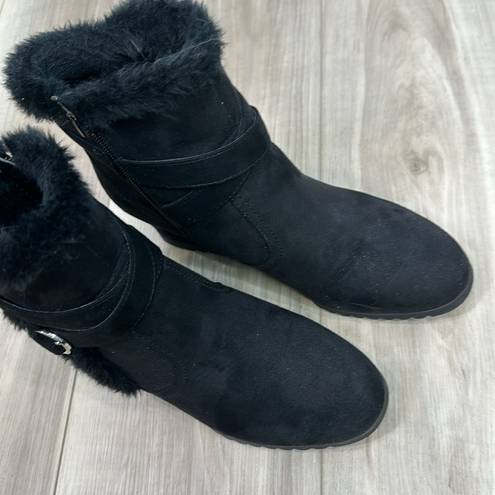 Unisa  unchester faux fur wedge boots size 7