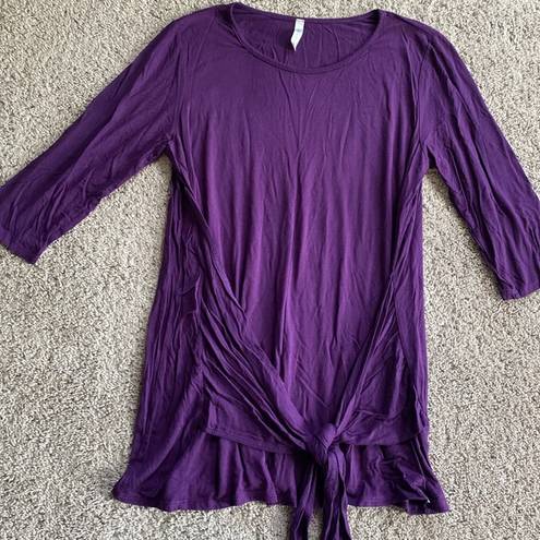 Acting Pro  women’s extra large purple top