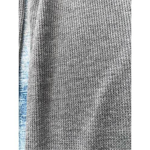 Petal Lost  Linens Heathered Gray Waffle Knit Basketball Patch Long Sleeve Large