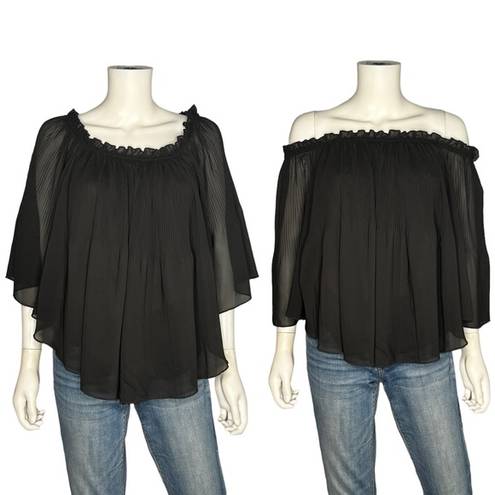 Romeo + Juliet Couture  Black Off the Shoulder Top Size M