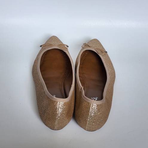 Candie's  Balero gold glitter bow flats size 9½