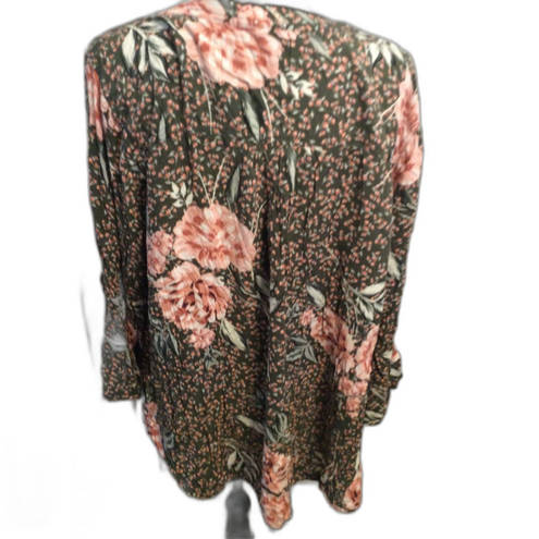 Torrid  Floral Harper Top Sz 3 Roll Tab Sleeves Split Neck Challis Blouse Pockets