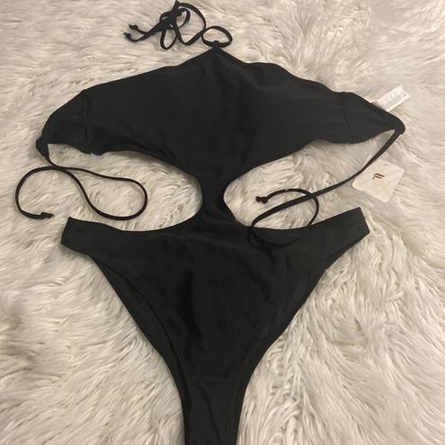 Fabletics  Swim one piece color black brand new with tag size XL