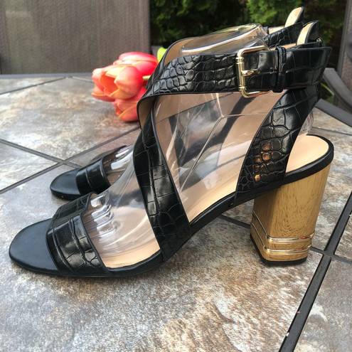 Tommy Hilfiger  Sadah Black Gold Leather Strappy Block Heel Sandal 9.5