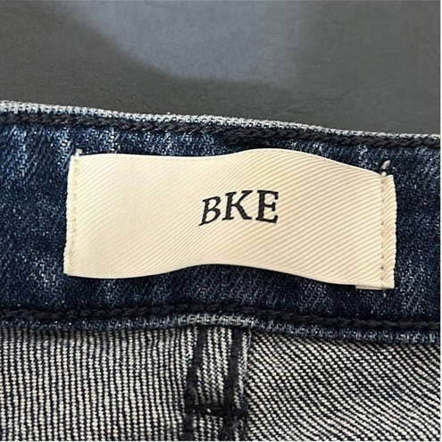 BKE  Buckle Women's Size 25 Medium Wash Payton Distressed Denim Shorts