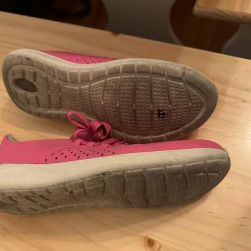 Crocs  LiteRide Pink Pacer Perforated Lace Up Shoes Womens