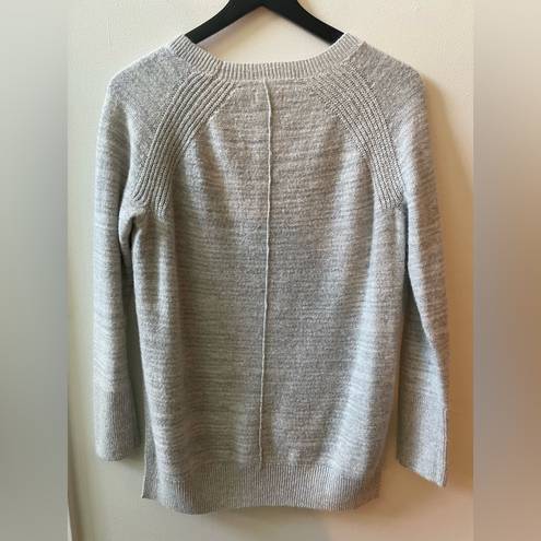 Lou & grey  long sleeve sweater, grey/white, size medium