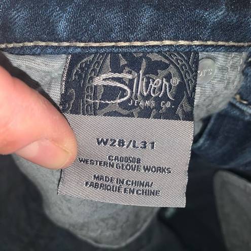 Silver Jeans  cutoff raw hem Bermuda Tuesday low rise 28 jean shorts