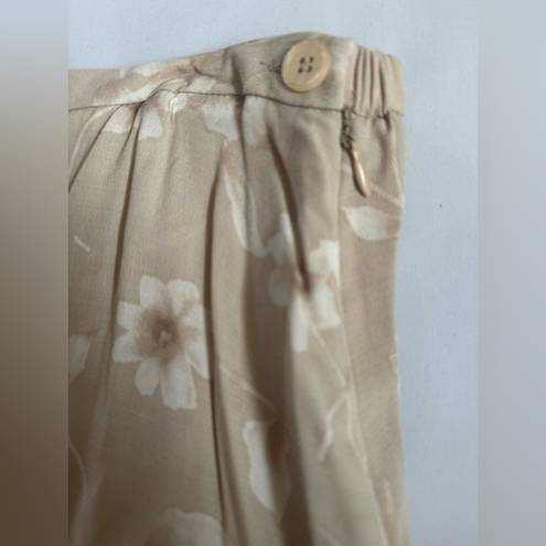 Krass&co New York Clothing . Maxi Floral Skirt Beige