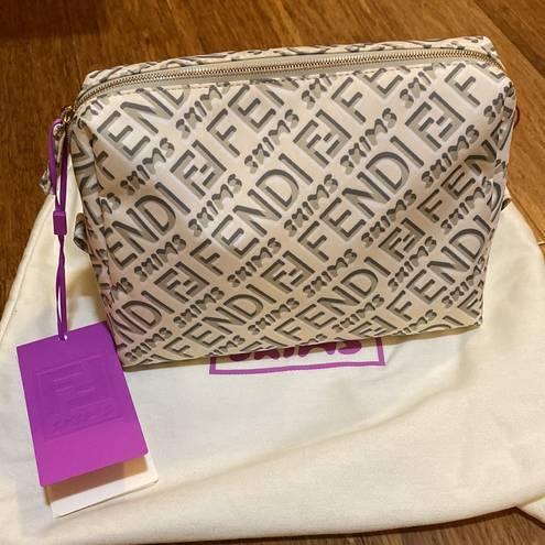 Fendi  x SKIMS Beauty Pouch size Medium