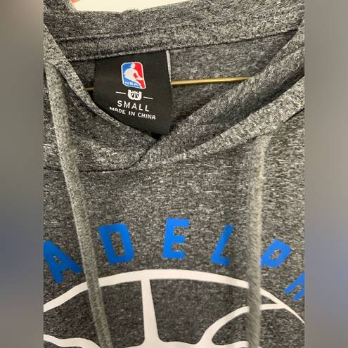 Nba  Philadelphia 76ers Sixers Pullover Hoodie Lightweight Gray Blue White Size S