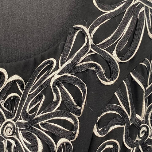 Sue Wong  Sheath Dress Ribbon Soutache Floral Pattern Scoop Neck Black White 0