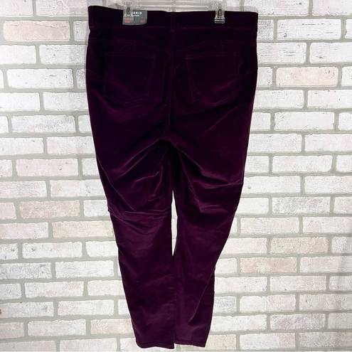 Torrid  NWT Bombshell Skinny Corduroy High Rise Jeans in Windsor Wine Size: 20T