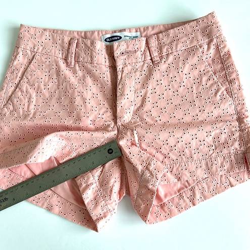 Old Navy  Pink Eyelit Mid Rise Shorts Sz 0