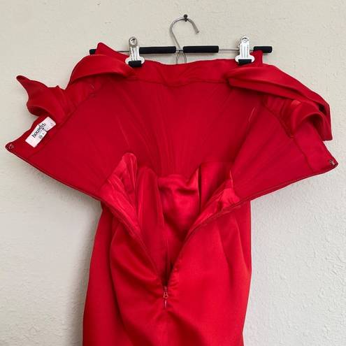 House Of CB  'Loretta' Red Satin Off Shoulder Dress/Size XS NWOT