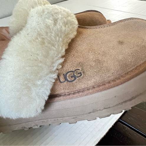 UGG  Women's Disquette Slip-On Platform Slippers Chestnut Color Size 9