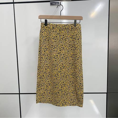 BCBGeneration NWT  Midi-Skirt Size 0