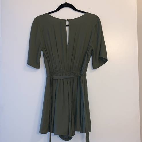 Nordstrom Row A Scalloped Romper, S, NWOT