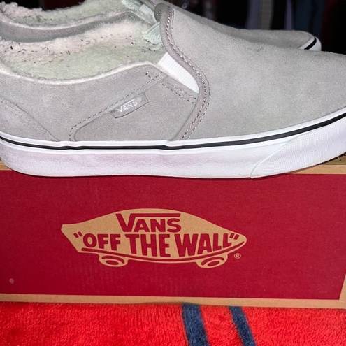 Vans   