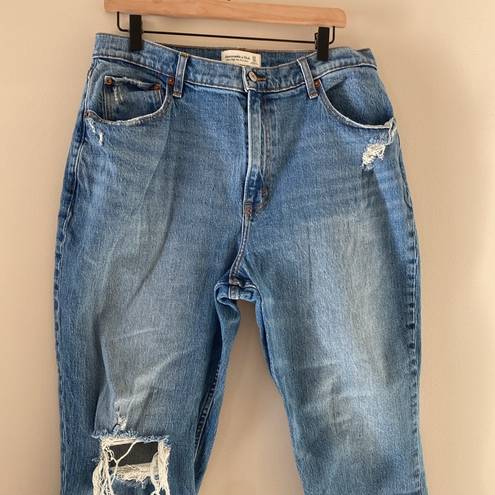 Abercrombie & Fitch  Ultra High Rise Curve Distressed Kick Flare Jean Size