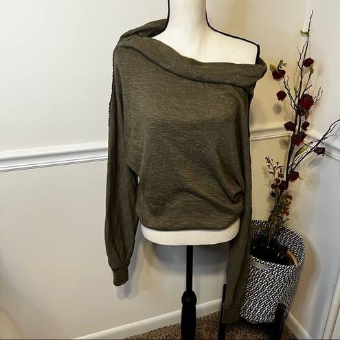 We The Free  Cowl Neck Long Sleeve Sweater XS