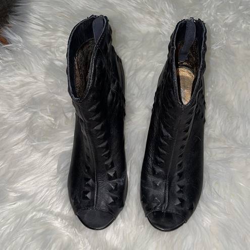 Butter Soft Cynthia Vincent Black  Leather Open Toe Booties