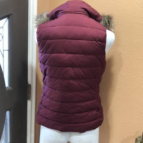 Banana Republic  detachable hood burgundy vest