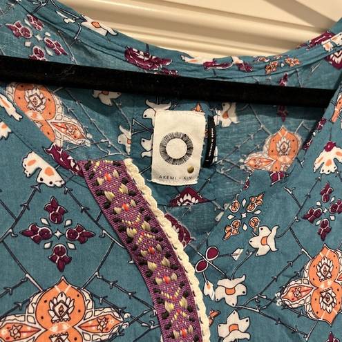 Akemi + Kin  Anthropologie Teal Green Boho Embroidered Blouse Shirt Top S