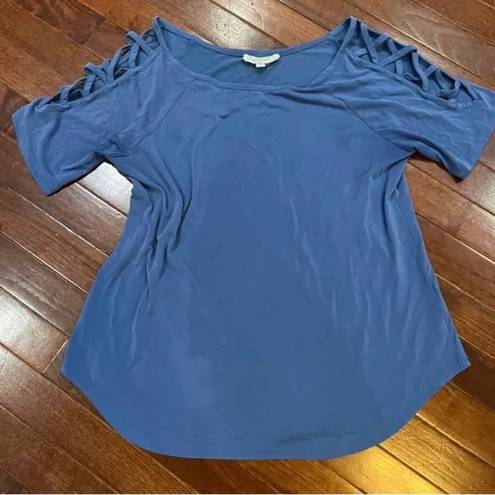 Cloud Chaser  blue cross cold shoulder top size medium