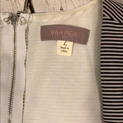 Harper  striped dress size L black and white