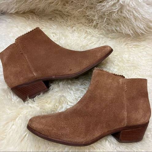 Jack Rogers  Suede Scalloped Ankle Booties Tan 10M