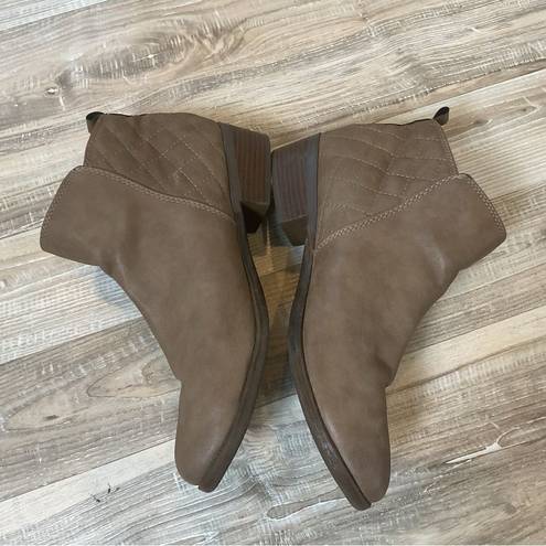 Sociology  Booties Women’s 10 Brown Zip Up Healed