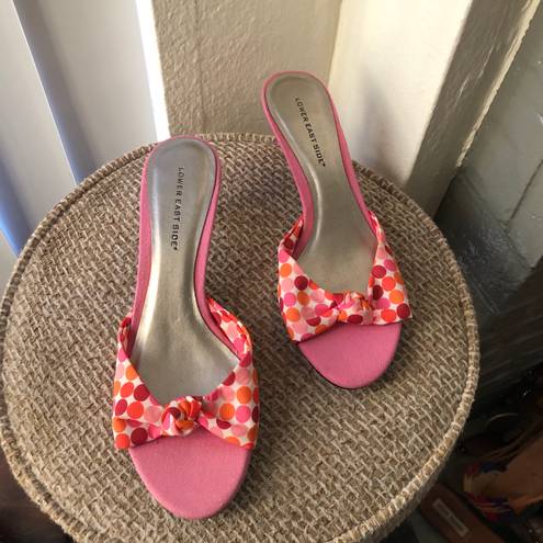 2000s pink and orange polka dot open peep toe retro kitten bow sandal 2” heels Size 6.5