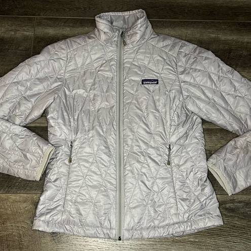 Patagonia Women's Nano Puff Jacket in Feather Grey Silver Gray Size Extra Small