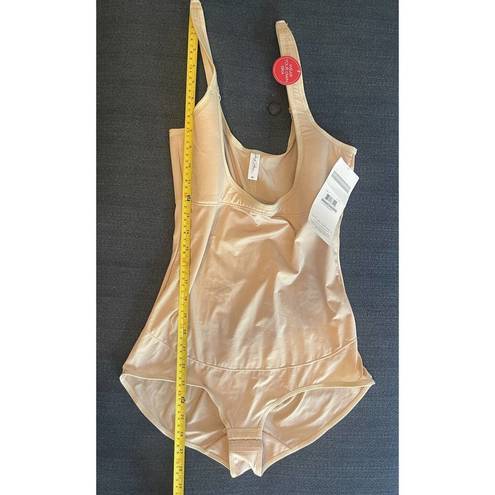 Marilyn Monroe  Shapewear One-Piece Women’s 1X Nude New With Tags $42 Retail
