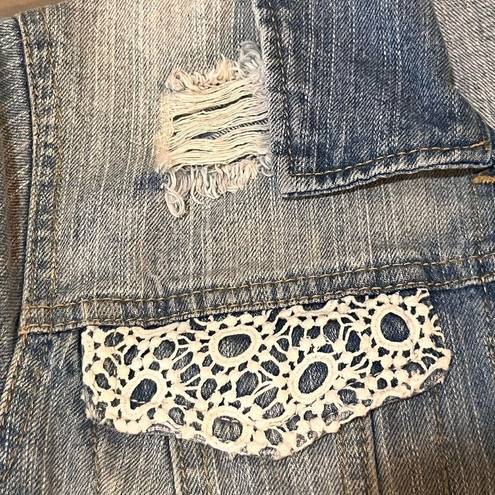 Harper  Women Denim Lace Distressed Jean Jacket Size Medium
