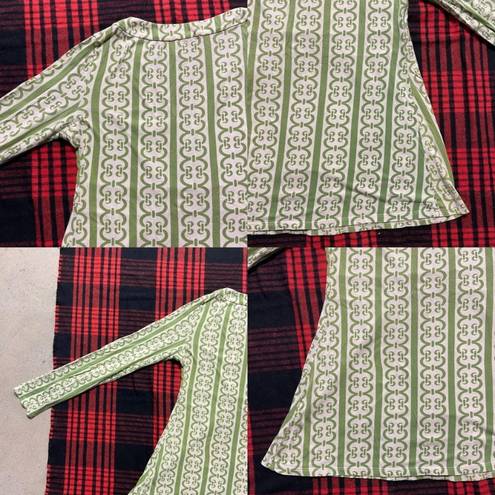 Merona Target  Green Geometric Long sleeve V neck Blouse top