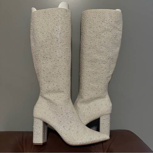 Betsey Johnson Betsy Johnson Pearl White Boot SB-Candy Pointed-Toe Knee-High Size 7.5