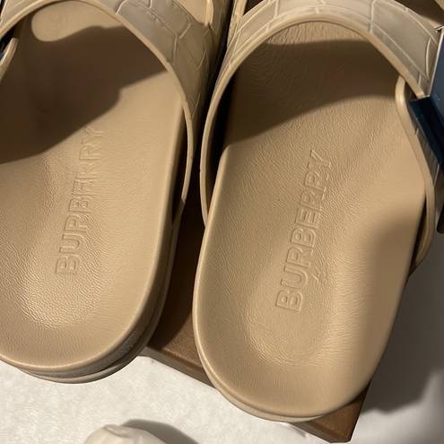 Burberry Women Olympia Croc Embossed Sandal casual classic stylish summer beach