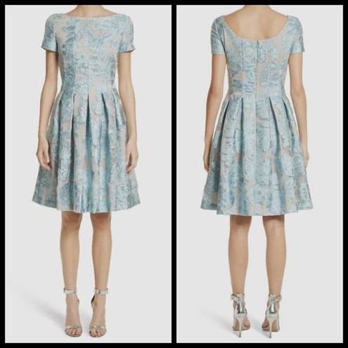 St. John 💕💕 Jacquard Floral Embossed  Cap Sleeve Pleated Cocktail Dress 8 NWOT