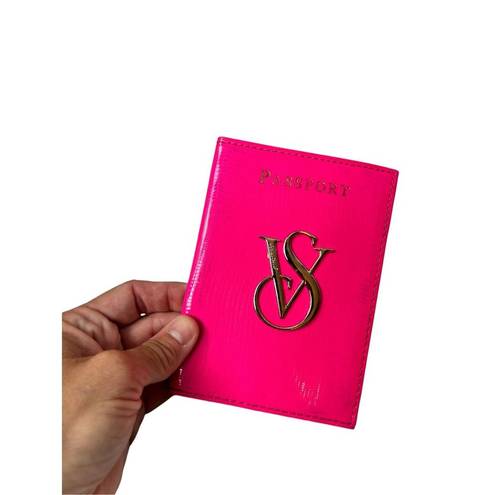 Victoria's Secret  VS hot Barbie pink passport holder - note - condition in pics s