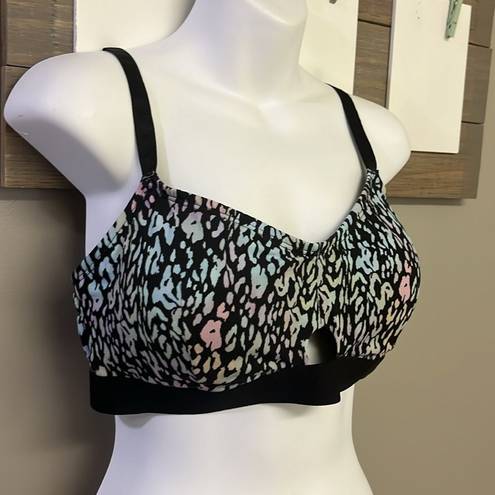 Torrid  Curve Black Pastel Design Keyhole Pullover Adjustable Sports Bra- Size 1