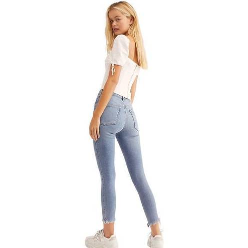 We The Free NWT  Raw High Rise Jegging in Sierra