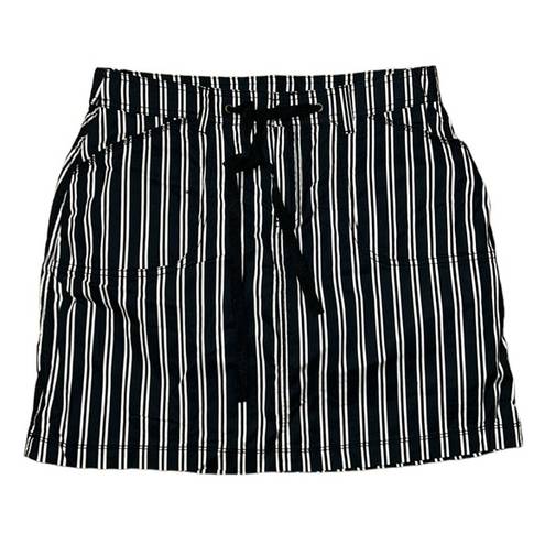 White Stag  Black & White Stripe Mini Skirt(Size 2)