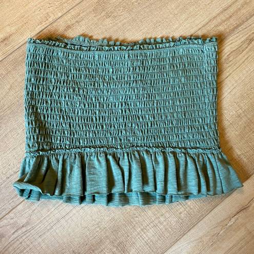 We The Free  Size medium green smocked cropped tube top summer