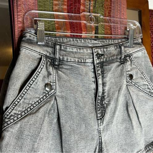 INC  Denim Exotic Escapes Black Acid Wash Shorts, Size 6/28