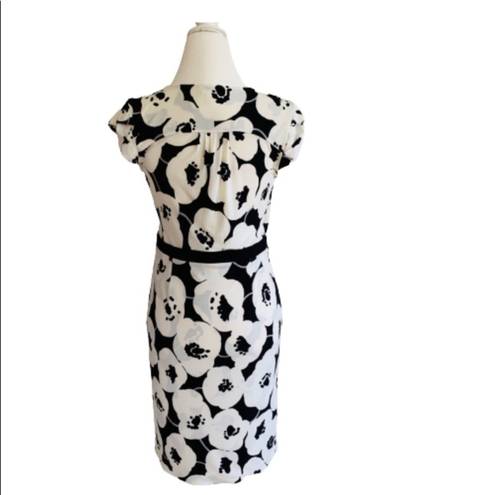 Krass&co NY& Dress Off White Black Floral Cap Sleeves Faux Wrap Dress Size Small