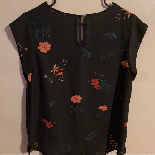 Sweet Rain  Black Floral Blouse