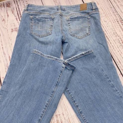 American Eagle  jeans favorite boyfriend size 6